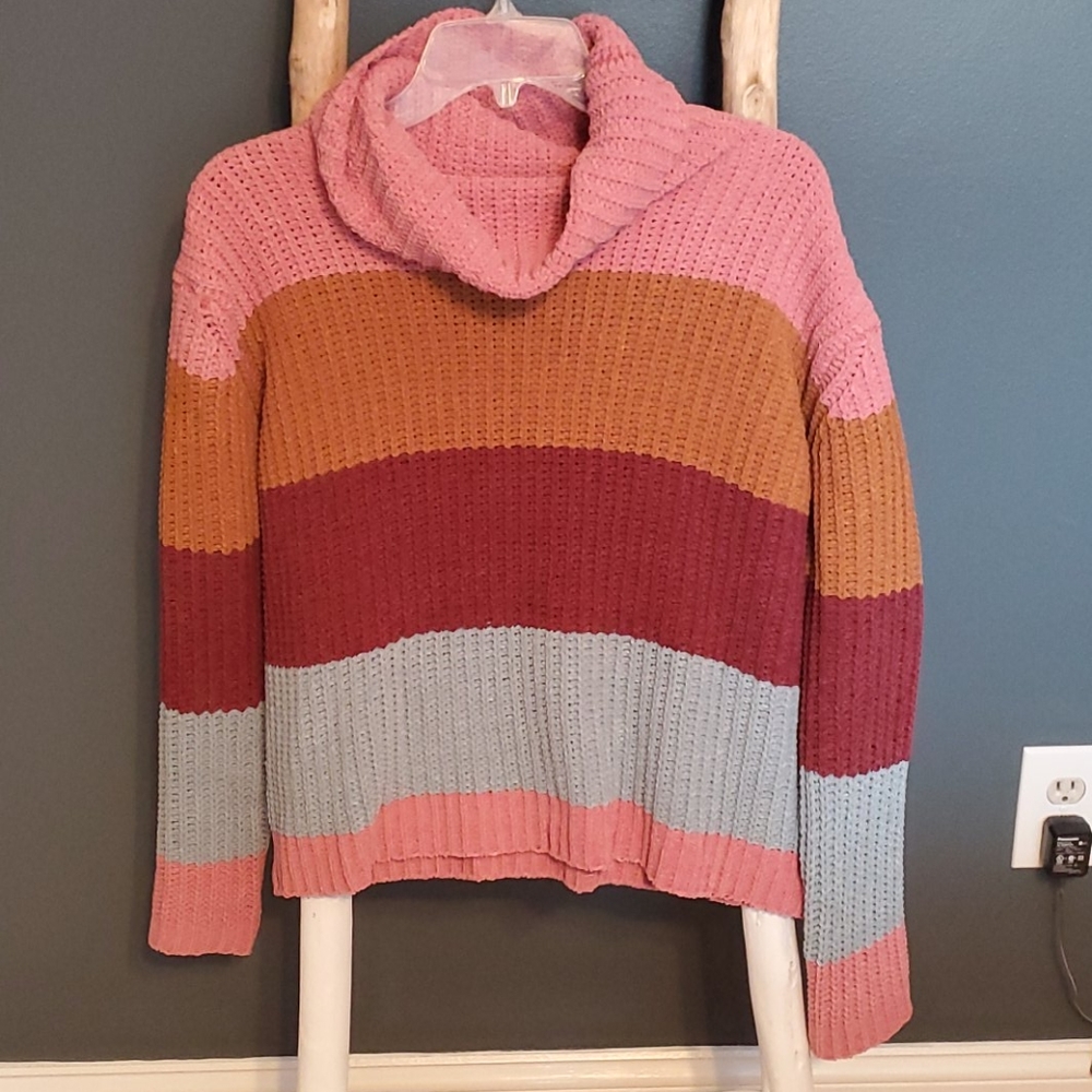 Cozy Pink Multi Color Block Turtleneck Sweater. Medium Dreamers